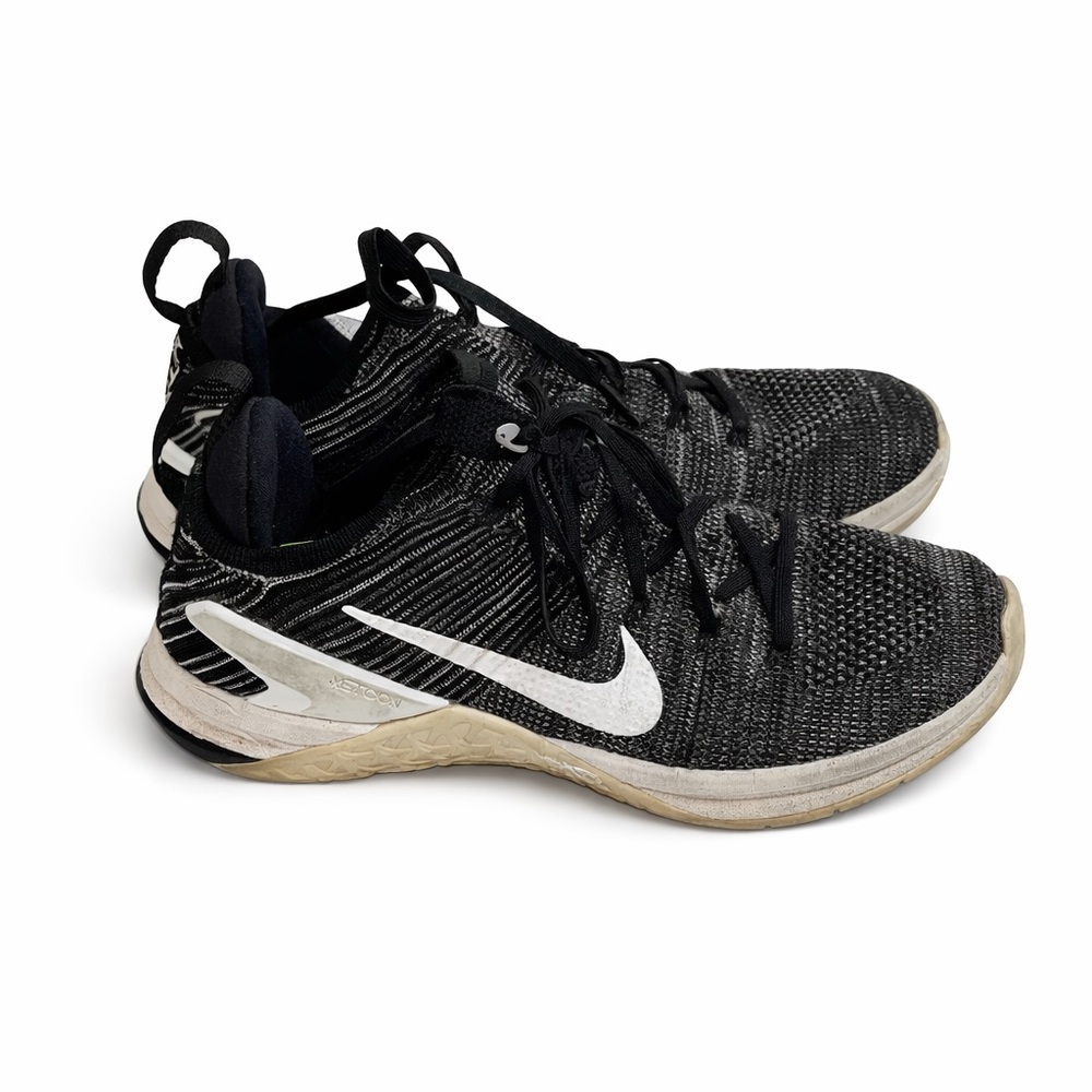 Nike Metcon Flyknit Athletic Sneakers